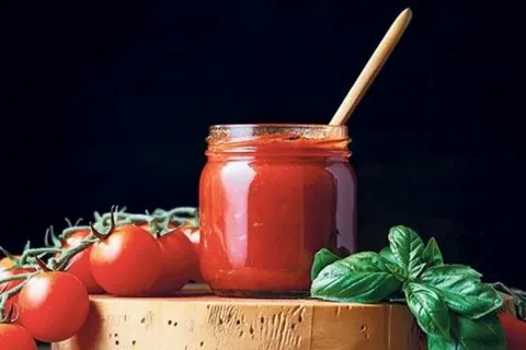 تصویر 2 از رب گوجه مرودشت غلیظ و یکدست بدون افزودنی شیمیایی